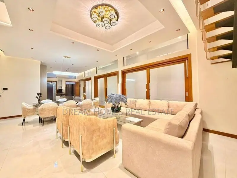 5BR 3Story House Battaramulla