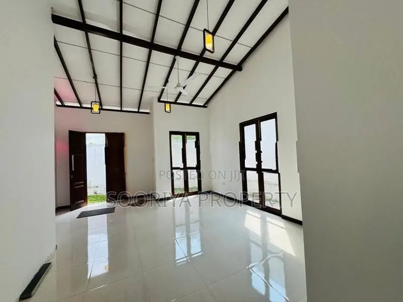 Single Story Brand New House for Sale in Piliyandala