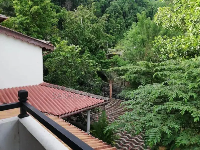 Spacious Two-Storey House for Sale – Waligalla Gampola