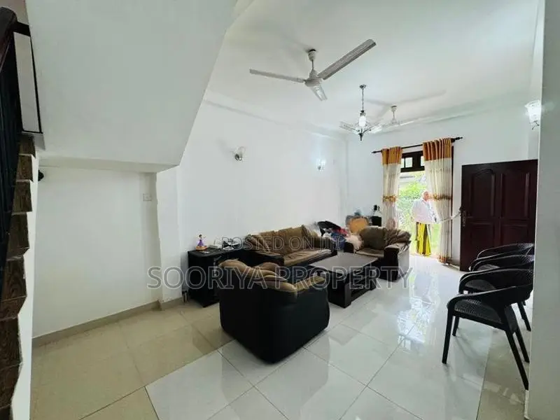 Newly Build 2 Story House for Sale in Piliyandala