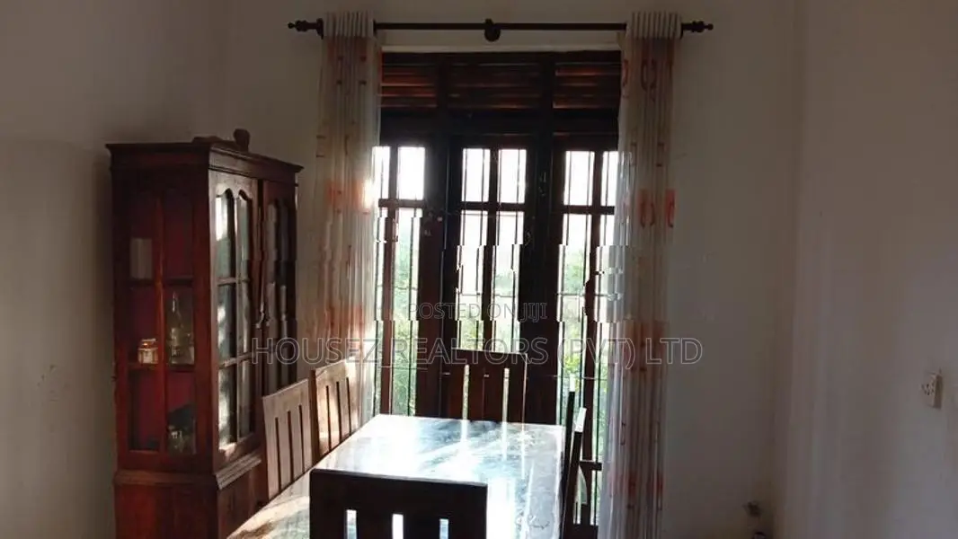 Fully Furnished 3-Bedroom House for Rent – Kottawa