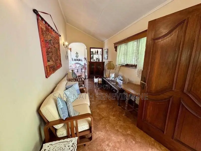 Triple-Storey House for Sale – Aniwatta, Kandy