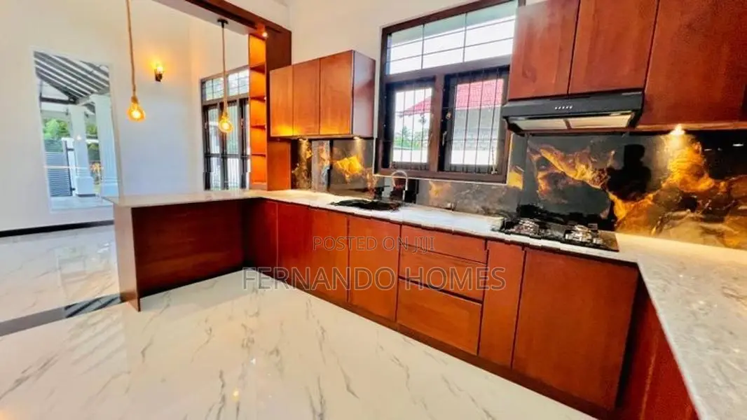 Super Nice View Luxury Single Storey House For Sale In Negombo Kandawa