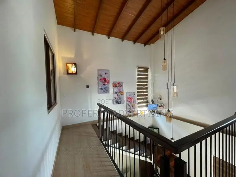 House for Sale in Pitakotte