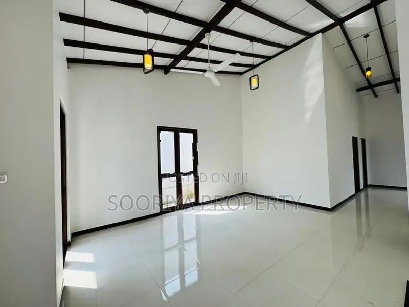 Single Story Brand New House for Sale in Piliyandala