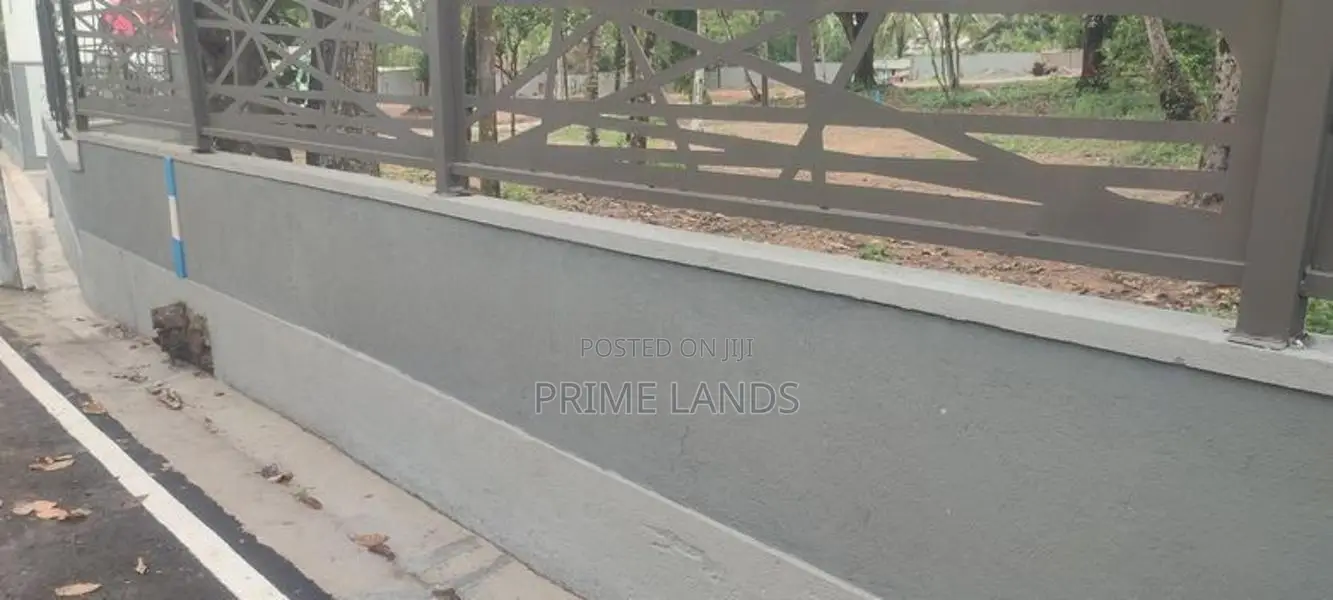Residential Land for Sale in Thalahena