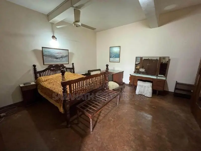 Triple-Storey House for Sale – Aniwatta, Kandy