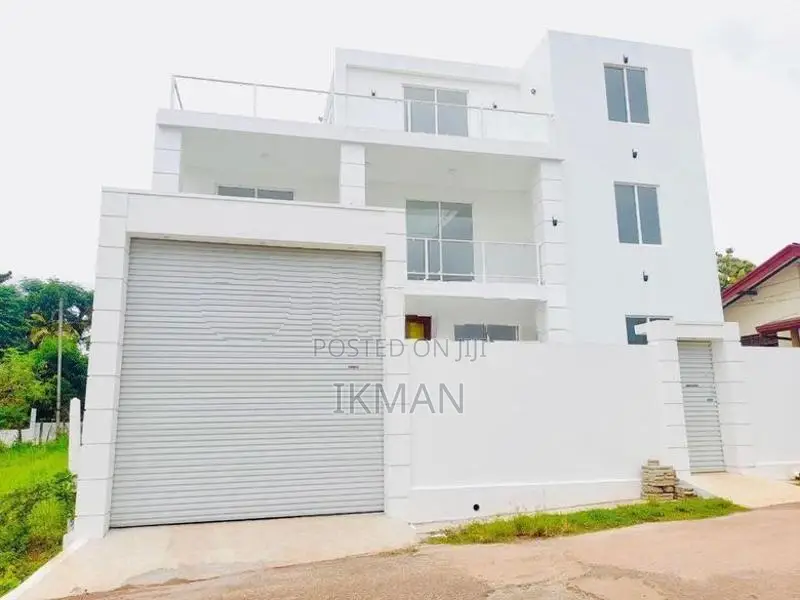 Brand New Luxury Three-Story House Kandana