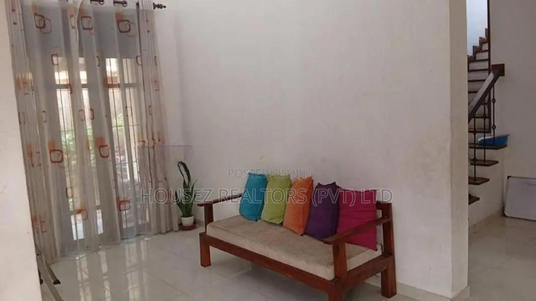 Fully Furnished 3-Bedroom House for Rent – Kottawa
