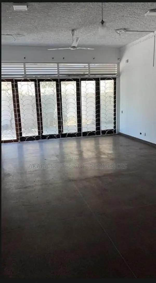 8,000 Sq.ft - Commercial Building for Sale CP47120 Colombo 03