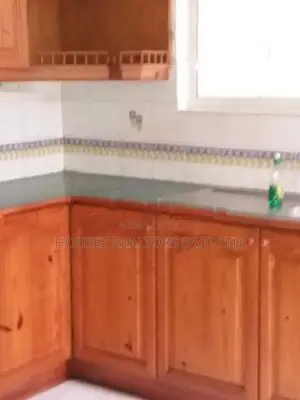 Twin Two-Storey Houses for Rent – Colombo 03