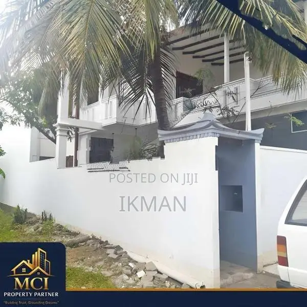 Modern Luxury House for Sale Wattala