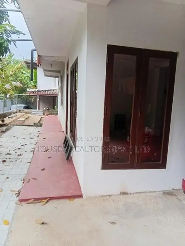 4-Bedroom Two-Storey House for Sale – Kandy