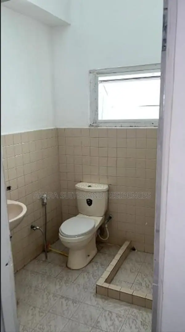 8,000 Sq.ft - Commercial Building for Sale CP47120 Colombo 03