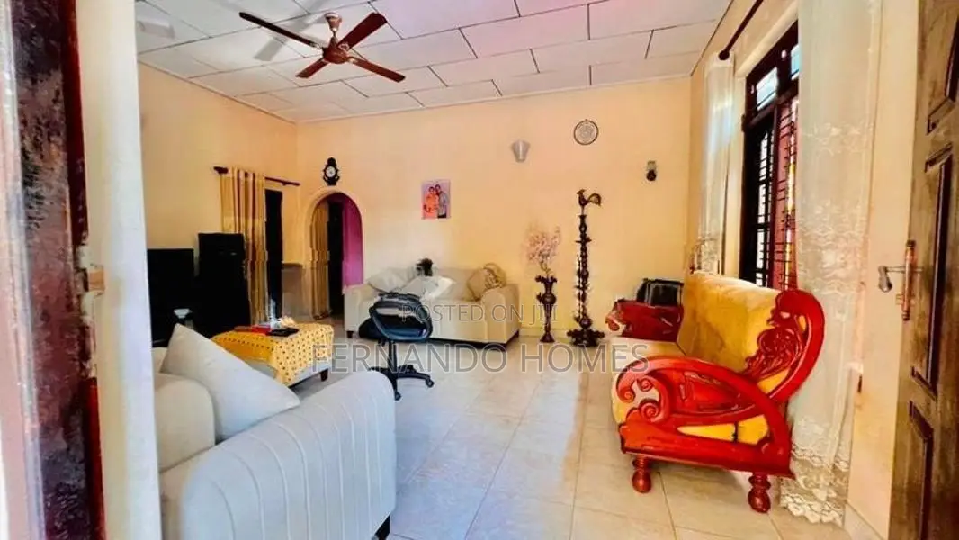 Good & Valuable 22 Perches Land With House For Sale In Negombo