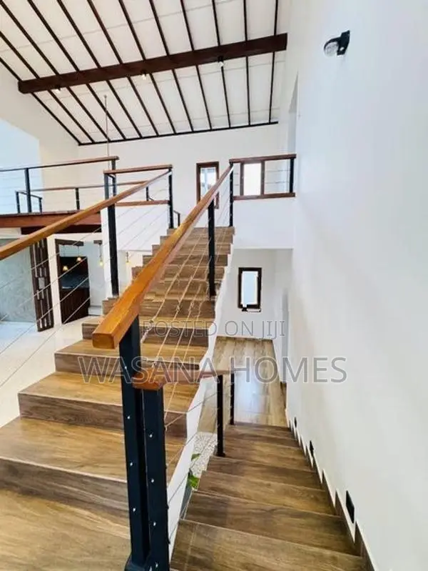 Neat House for Sale Piliyandala