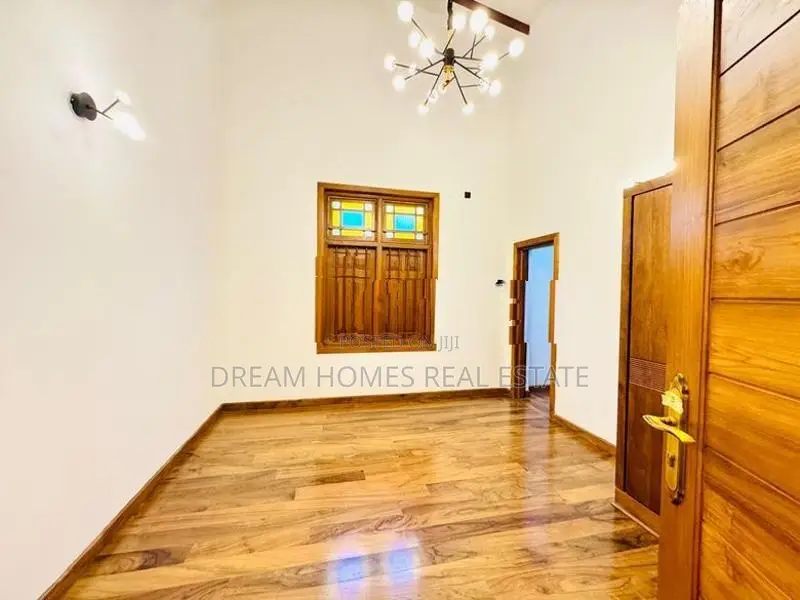 Brand New Luxury House for Sale in Nugegoda – 30 Perches