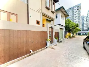 Modern Semi-Furnished Home | 3,000 Sqft Thalawathugoda