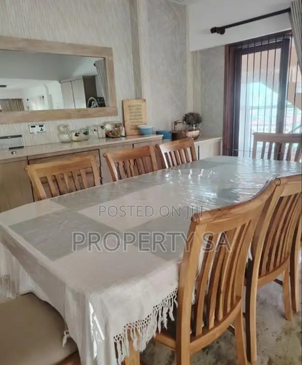 5bedroom Penthouse Apartment for Rent in Colombo 4