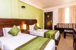 18000 Sq.ft - Luxury Hotel for Sale CP34755 Colombo 04