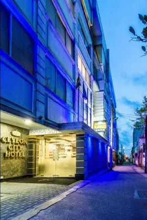 18000 Sq.ft - Luxury Hotel for Sale CP34755 Colombo 04