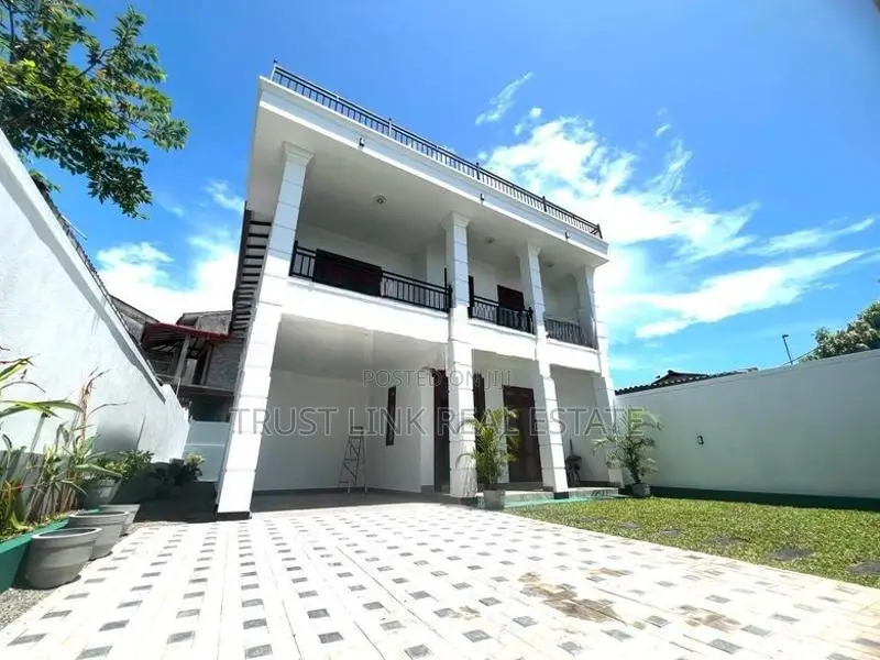 Brand New Three Story House For Sale In Kandana