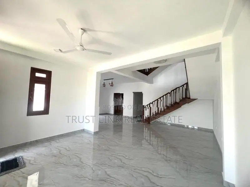 Brand New Three Story House For Sale In Kandana