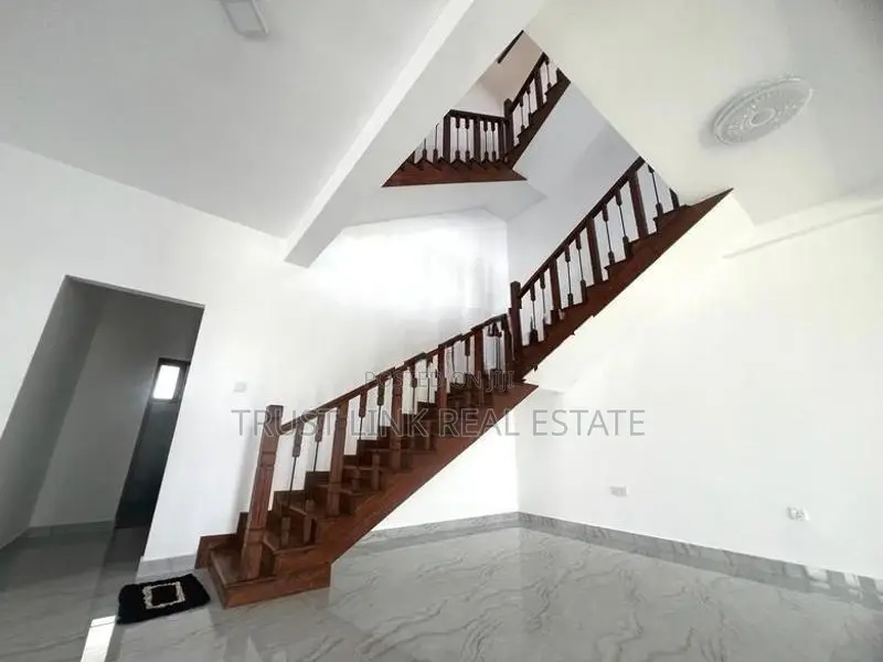 Brand New Three Story House For Sale In Kandana