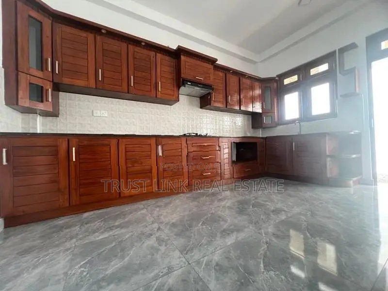 Brand New Three Story House For Sale In Kandana
