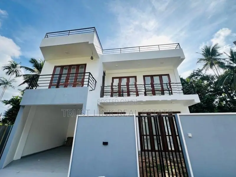 Brand New Three Story House For Sale In Kadawatha