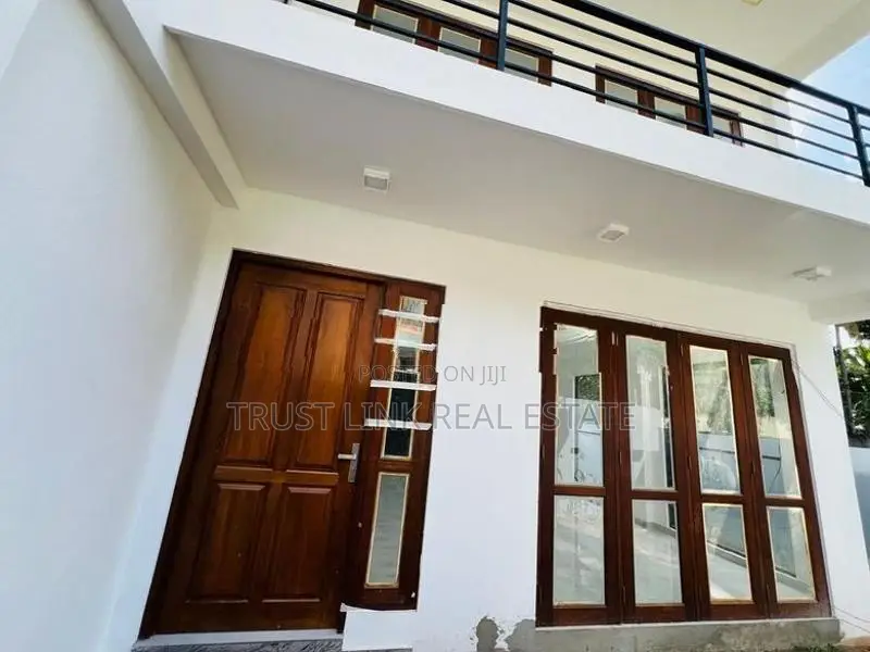 Brand New Three Story House For Sale In Kadawatha