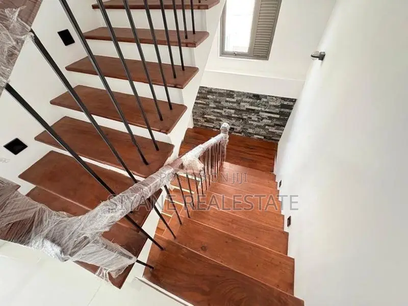 Brand New 3-Storey Luxury House for Sale – Malabe