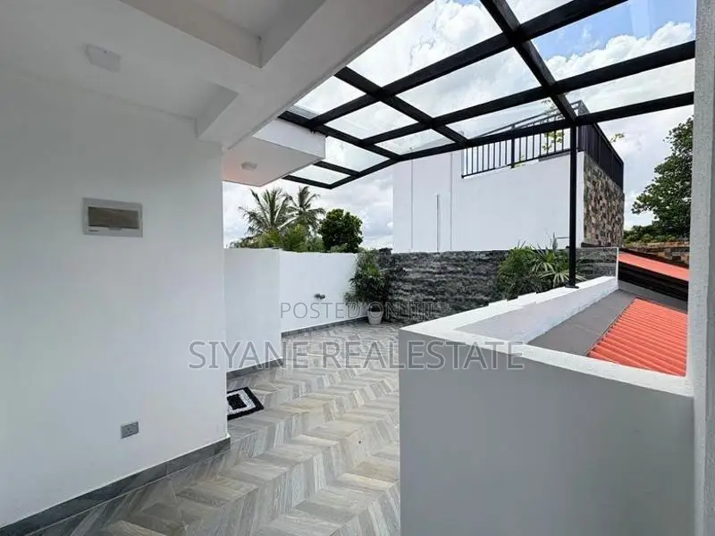 Brand New 3-Storey Luxury House for Sale – Malabe