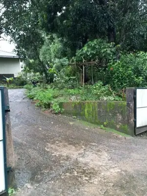 Land with House for Sale in Kandy
