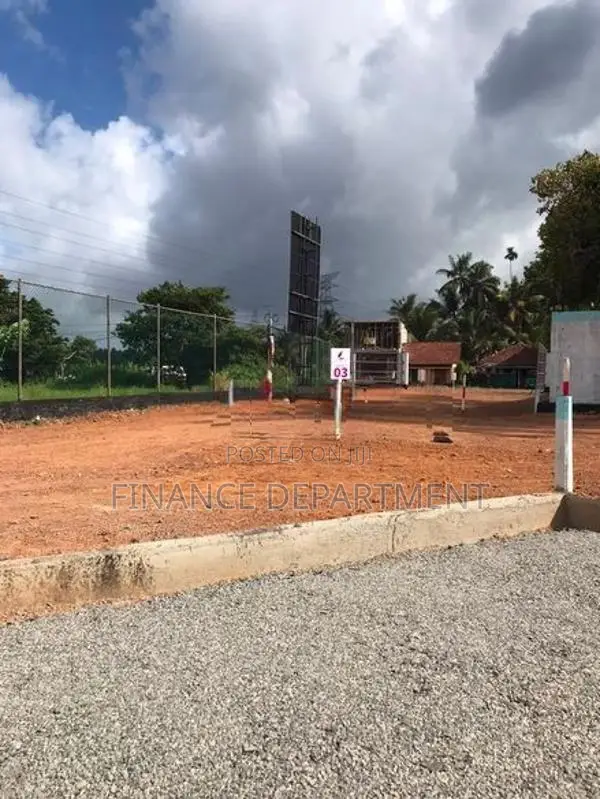 Easy Access to Negombo Main Road – Kandana Batagama Land