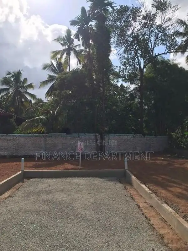 Easy Access to Negombo Main Road – Kandana Batagama Land