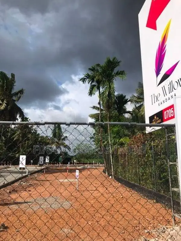 Easy Access to Negombo Main Road – Kandana Batagama Land