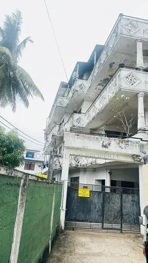 Commercial Building in Prime Loaction Moratuwa