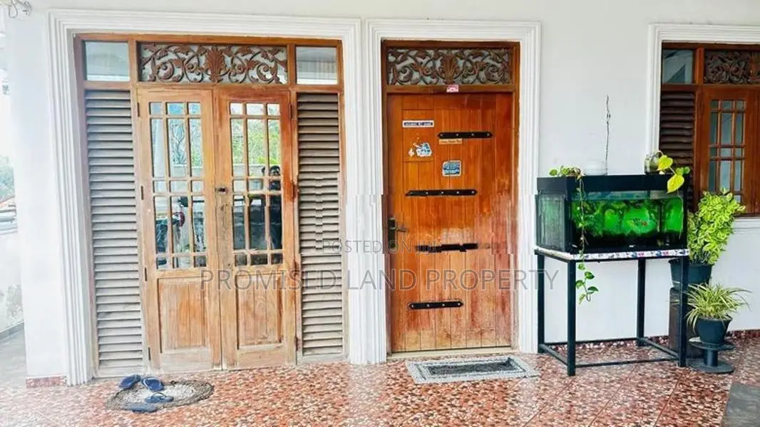 Commercial Building in Prime Loaction Moratuwa