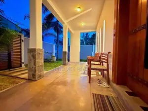 Super Luxury House for Sale – Talawatugoda