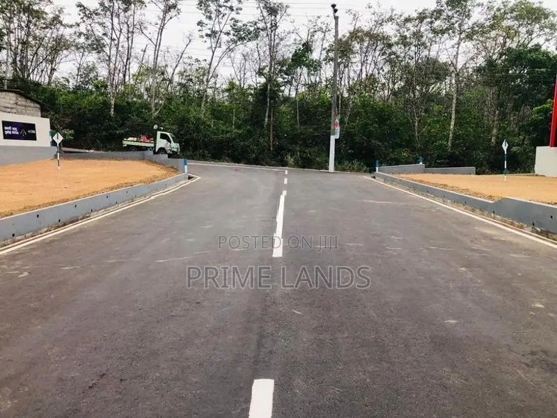 කහතුඩුවෙන් නේවාසික බිම්කොටස් විකිනීමට