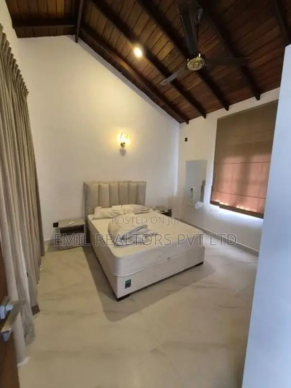 Luxury 4 Bedroom House for Rent – Pannipitiya, Kottawa (EM176RK)