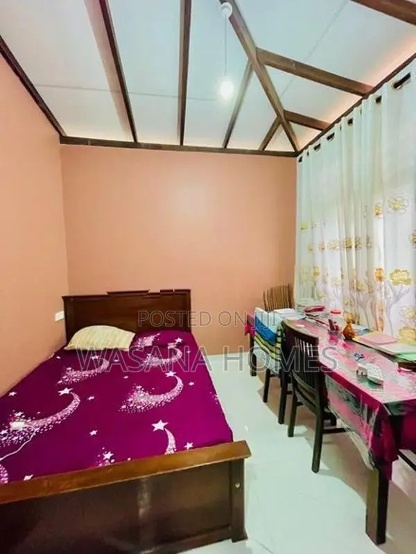 Neat Single Story House for Sale Kesbewa