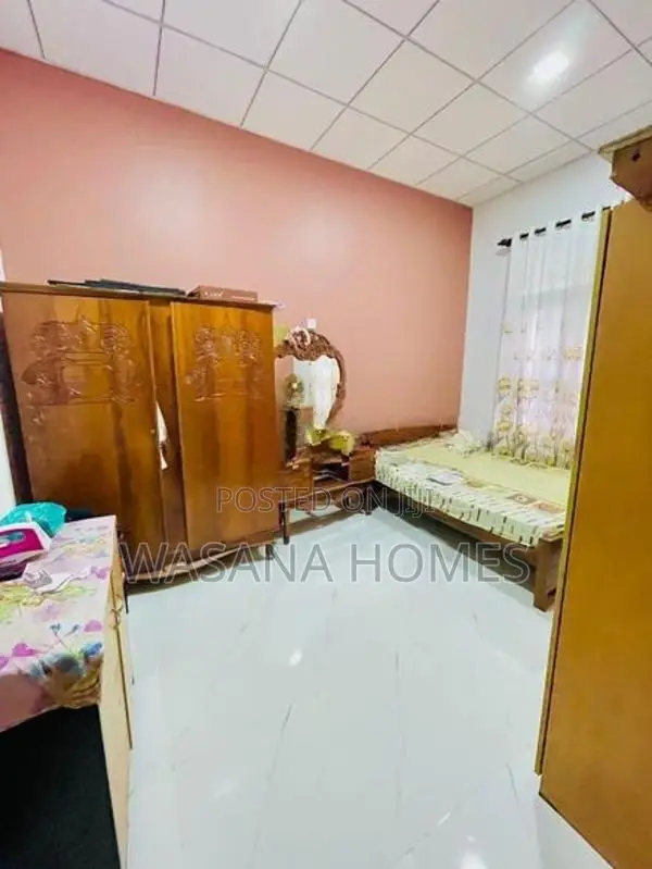 Neat Single Story House for Sale Kesbewa
