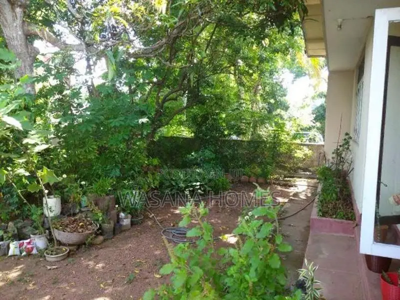 Land with House for Sale Nugegoda