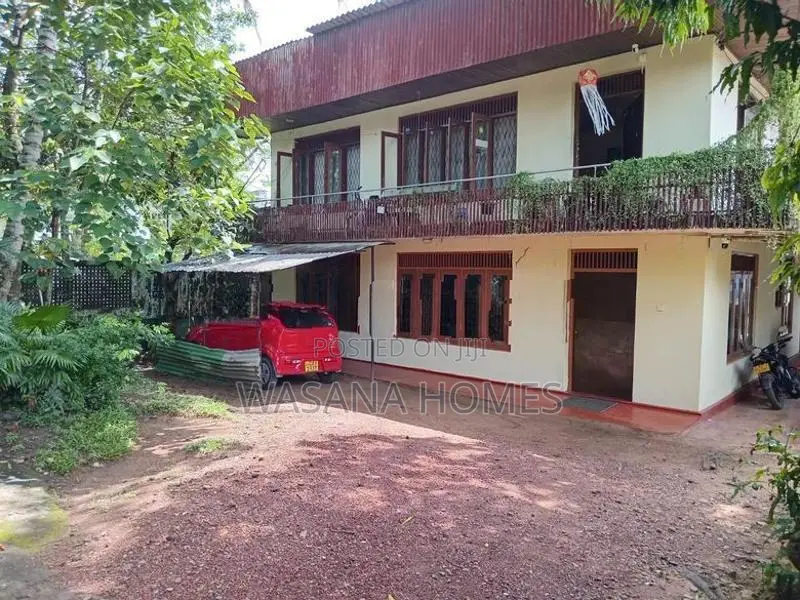 City Limit House for Sale Nugegoda