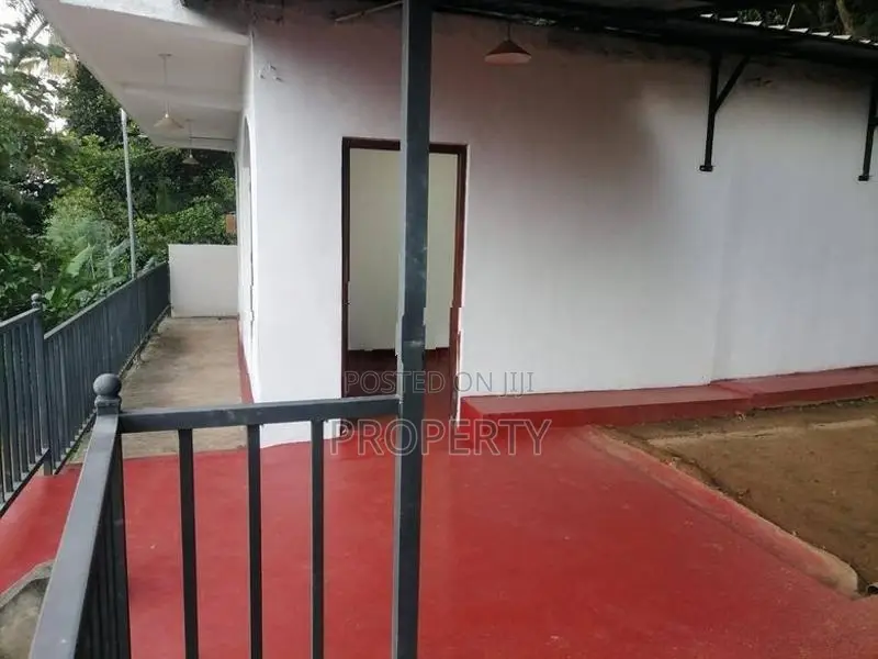 House for Sale in Kandy City Limit - Ampitiya
