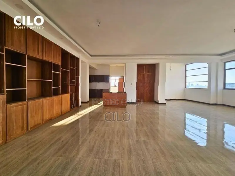 4 Bedroom Apartment for Sale – Battaramulla