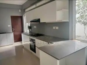 4 Bedroom Modern House for Rent in Colombo 6