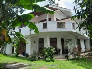 4 Br Separate House for Rent in Battaramulla
